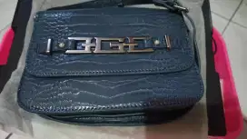 Jual Tas wanita  GUESS