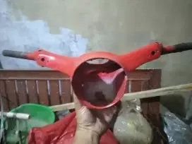 Batok kepala dan stang Honda C70