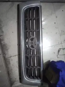 Grill Depan Original toyota Kijang Kapsul Th 2002