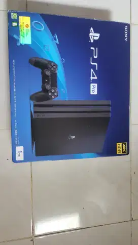 DI cari PS4 saya mau beli yang mau jual boleh tawarin saya cari PS 4