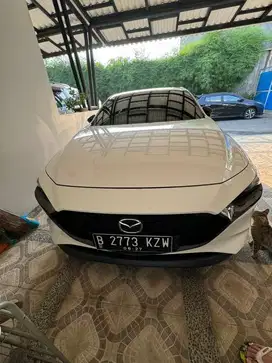 Mazda 3 Hatchback White