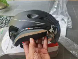 Helm sepeda Suomy Vision