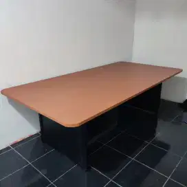 MEJA RAPAT BESAR