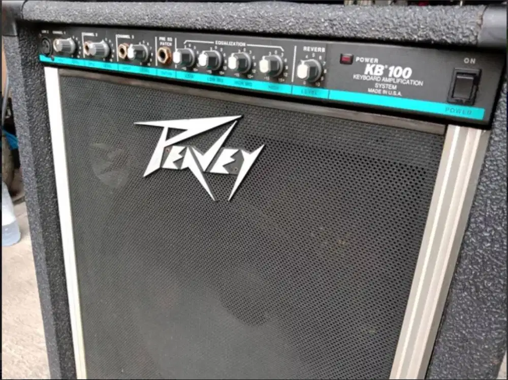 DIJUAL SOUND AMPLY PEAVEY KB-100