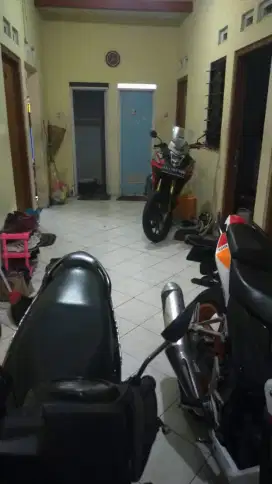 Jual cepat kost2an 12 kamar dekat kampus UNES Semarang