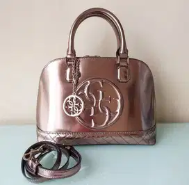 Tas Selempang Wanita Guess Original Rose Gold Emas