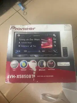 pioneer avh-x5850BT