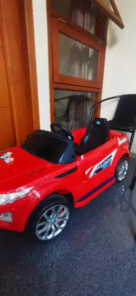 Mobil2an anak pakai aki