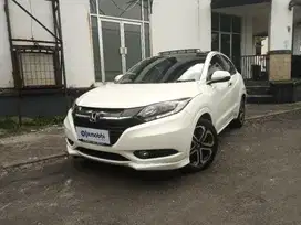 like new - HONDA HR-V 1.8 PRESTIGE BENSIN A/T 2017 PUTIH