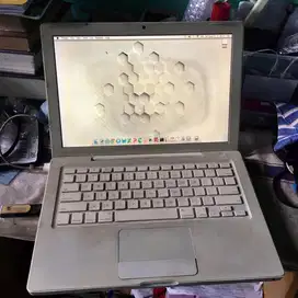 macbook 2008 wrn putih