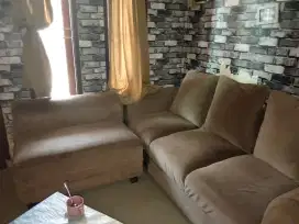 Sofa . Lemari kondisi masih lumayan
