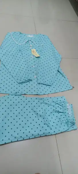 Baju tidur celana panjang