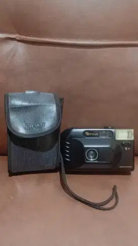 Kamera Fujifilm DL 7, Kamera Pakai Roll Film