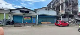 Rumah bekas showoom cocok untuk usaha