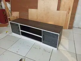 lemari TV murah sederhana