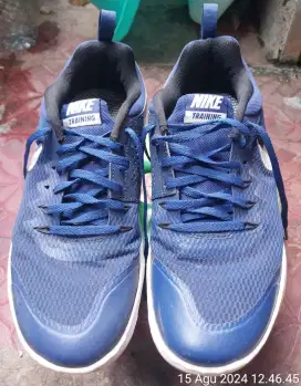 Sepatu NIKE Training ORIGINAL Made In INDIA