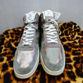 Sepatu Louis Vuitton size 41