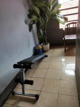 DiJual alat Fitness Sit Up Merk Kettler.