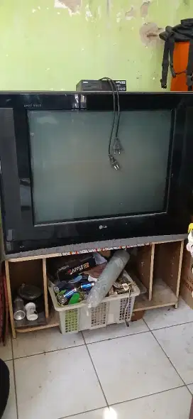 Dijual TV 29 in beserta setupbox Matrix