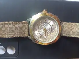Jam tangan wanita COACH EST 1941
