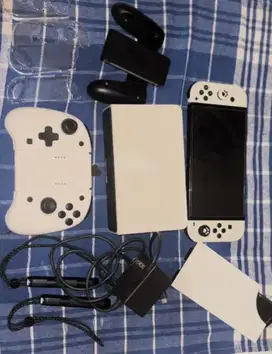 Switch OLED White