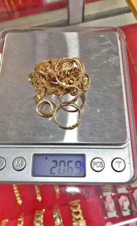 Jual beli emas tanpa surat dengan harga tinggi