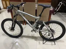 DIJUAL CEPAT!!! MTB SCOTT GENIUS FULL XT!