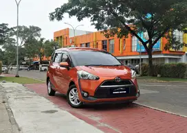 Toyota Sienta 1.5 G AT 2016