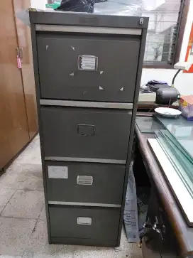 LACI BESI RAK MURAH
