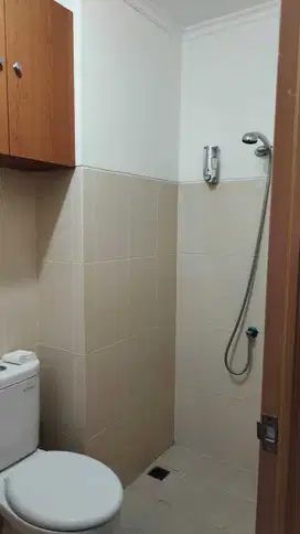 Balehinggil Studio Furnished Pojok lebih luas