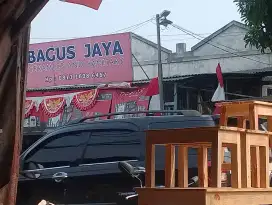 Meja lesehan tempat anak kecil  ngaji