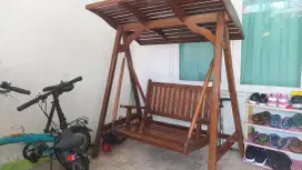 Ayunan Kayu Jati