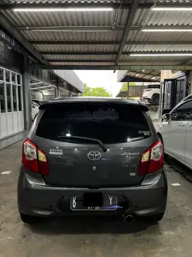 Pribadi pemakaian ibu2 Toyota Agya mulus