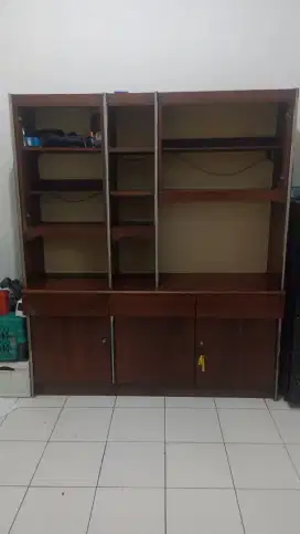 Lemari Buffet classic
