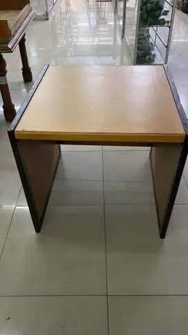 MEJA KAYU PERSEGI SERBAGUNA SECOND SEKEN BEKAS UK 79 X 79 X 75