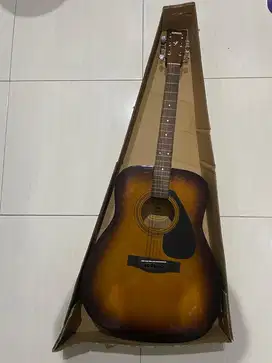 Gitar Akustik Yamaha F310