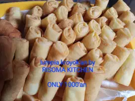 ENAK DAN MURAH. JUAL LUMPIA REBUNG,RISOL DAN SOSIS SOLO