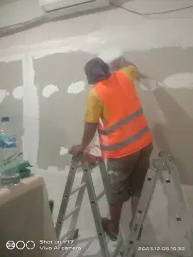 Jasa tukang bangunan harian atau borongan