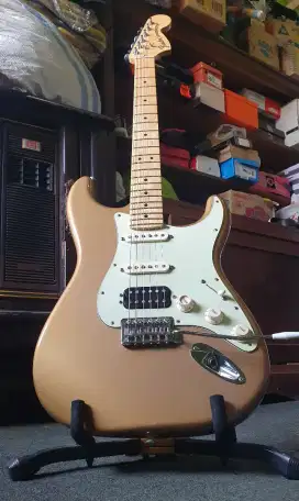 Gitar Fender Stratocaster Deluxe Lone Star