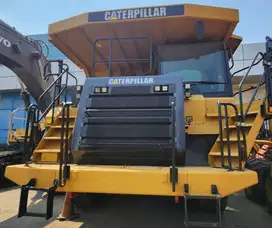 Dijual Rigit Dump Truck Caterpillar 775F-3 Tahun 2013
