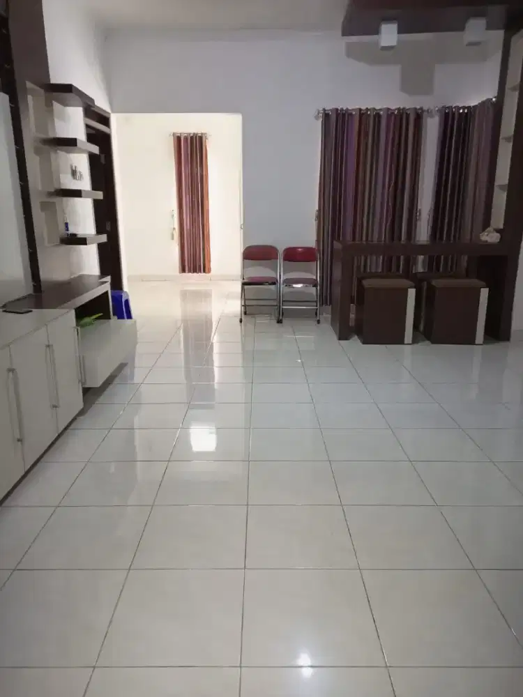 Rumah di Grand Tlogoadi