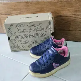 Jual Sepatu Anak Skechers Original Size 25 Komplit Nyaman Empuk