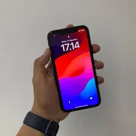 IPhone XR 128 Gb Black Tri Dan Indosat