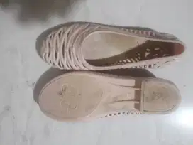 SEPATU SANDAL WANITA