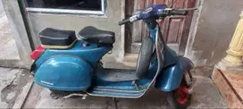 Dijual cepat, siapa cepat dia dapat, Vespa Strada tahun 1986