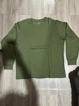 Uniqlo Longsleeve size XL