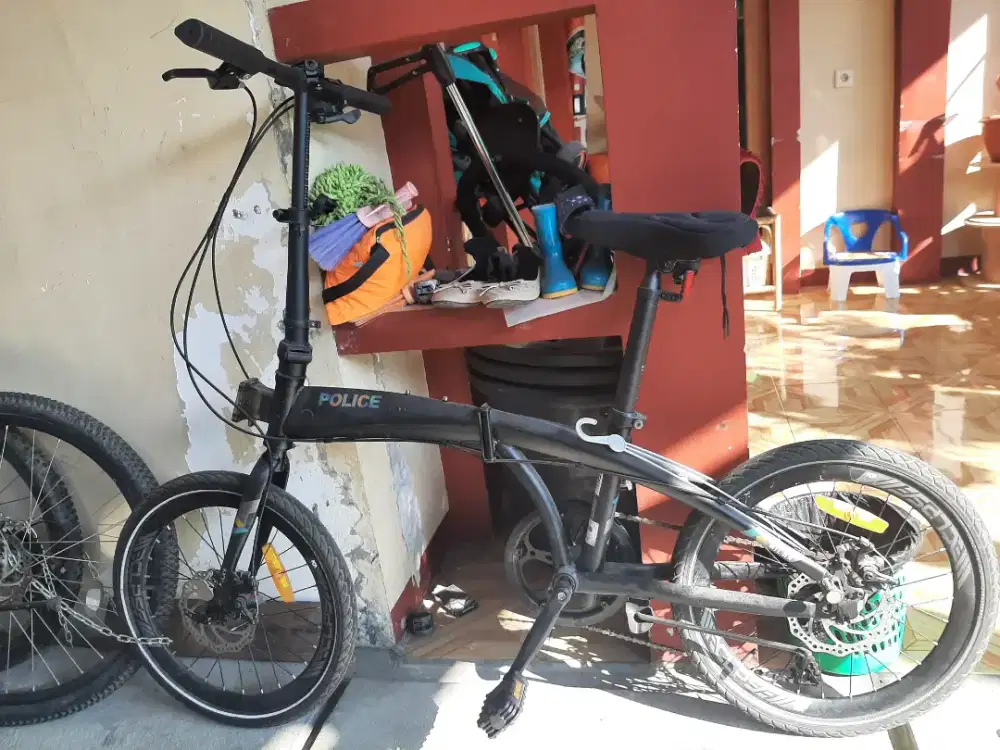 Sepeda lipat Police Folding Bike Milan 20 inc