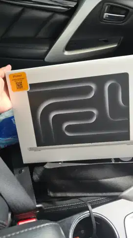 Macbook Pro M3 2024 18Gb/512Gb