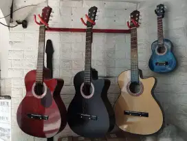 Gitar pemula akustic
