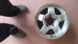 Dijual velg Racing mobil Suzuki Escudo 2.0 masih mulus, bagus, baik